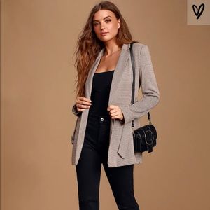 LULU'S BLAZER